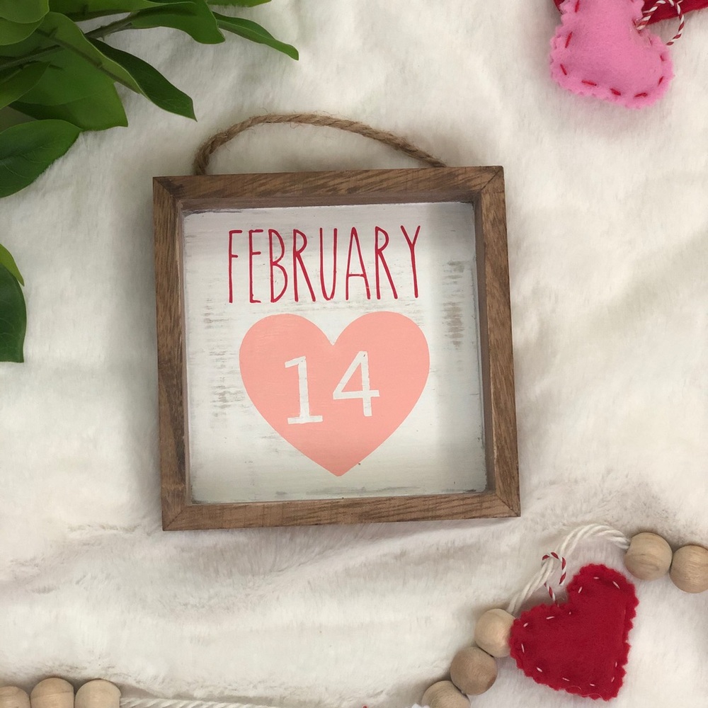 Valentines Day Decor - Hand Painted Sign